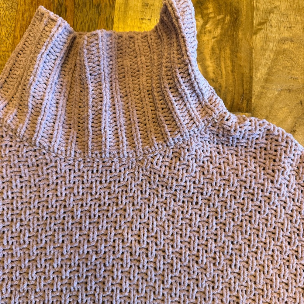 Chunky Cropped Sweater